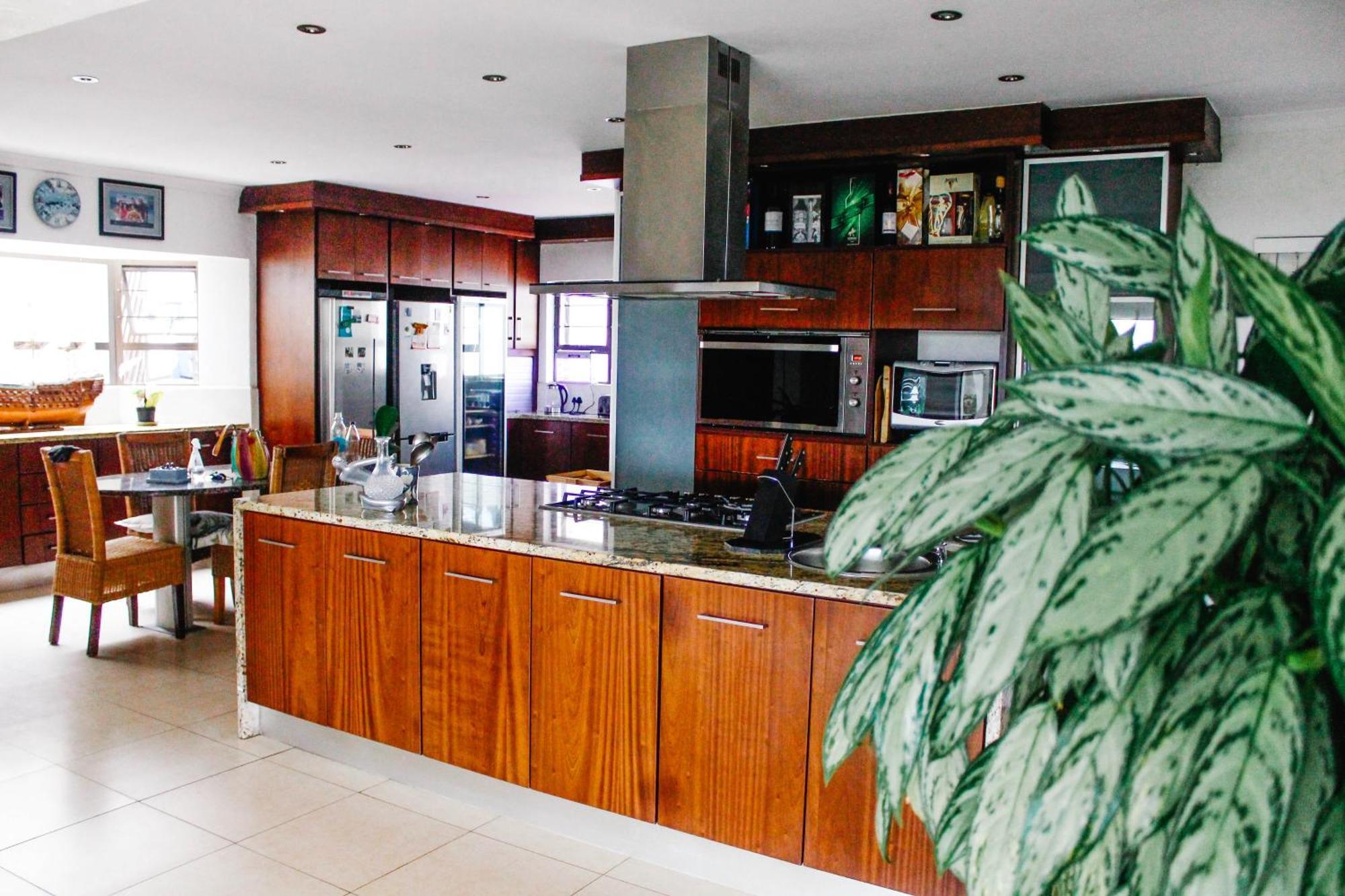 La Dolce Vita Umhlanga Guesthouse Durban Exterior photo