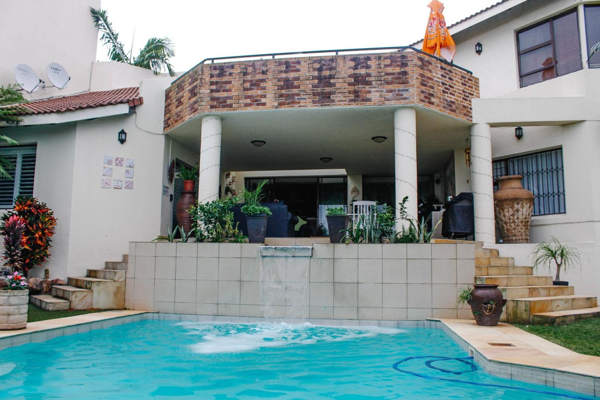 La Dolce Vita Umhlanga Guesthouse Durban Exterior photo
